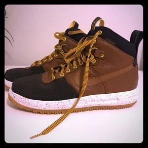 Nike Lunar Force 1 boots